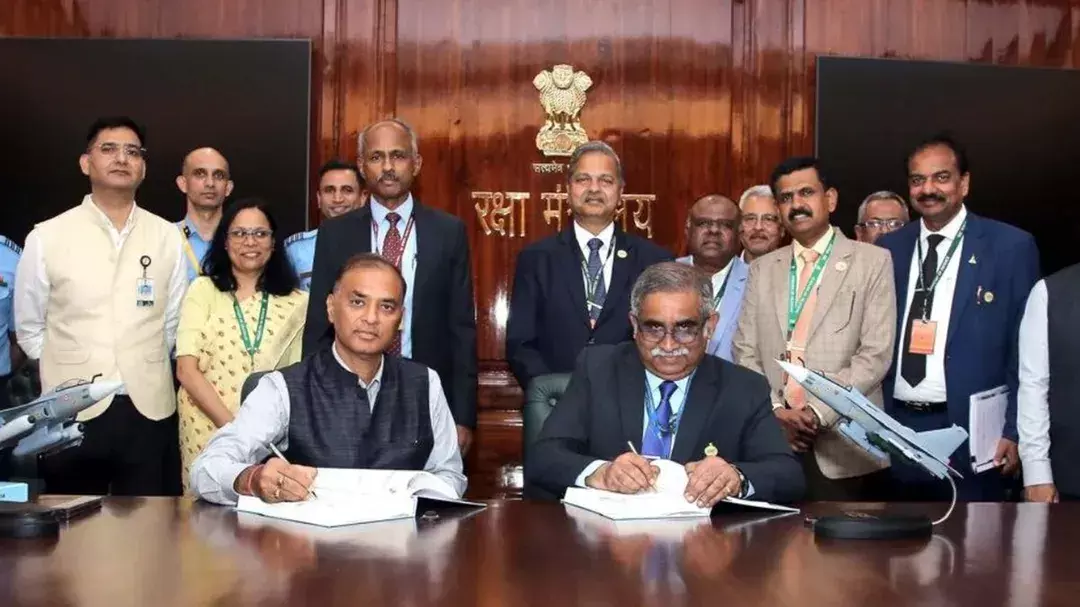 Defence Ministry Signs Deal with HAL to Buy 97 Tejas Jets, Boosting “Make in India” Defence Production
