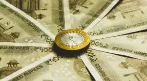 Navigating the Currency Crisis: Understanding the Indian Rupees Historic Plunge Amidst Global Headwinds and Policy Shockwaves